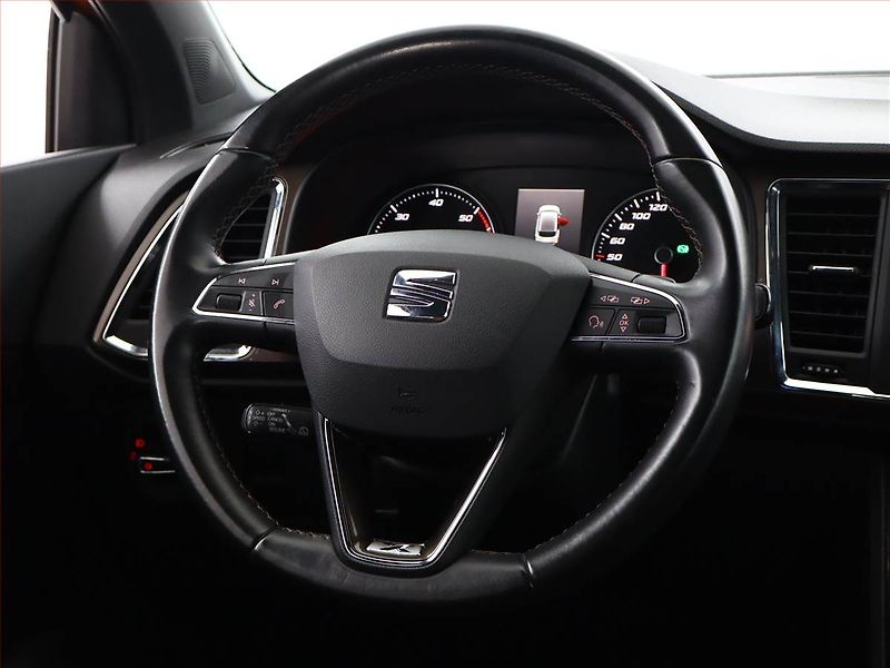 Seat Ateca (2017) Xcellence 2.0 TDI 4Drive, 4X4 - fotka 14 z 23