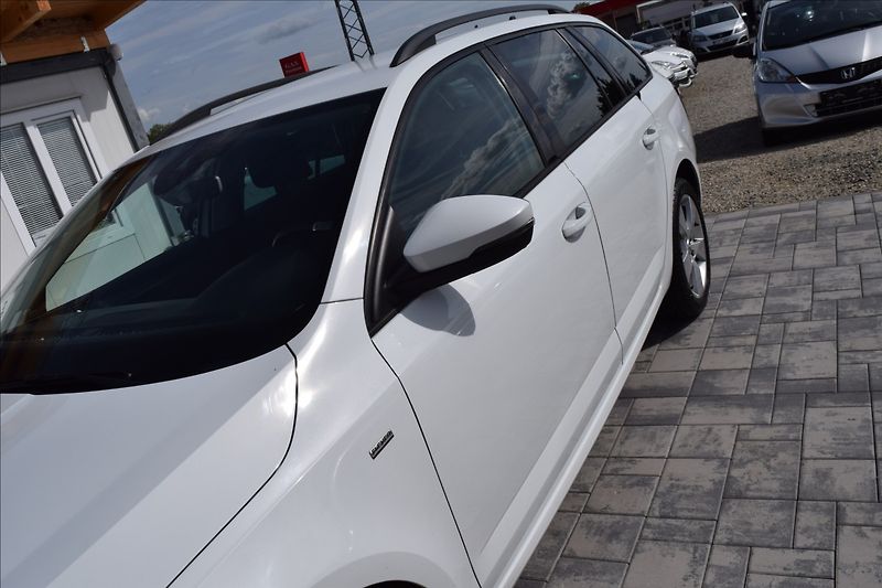 Škoda Octavia 2,0 TDI 110KW DSG NAVIGACE ALU - fotka 10 z 47