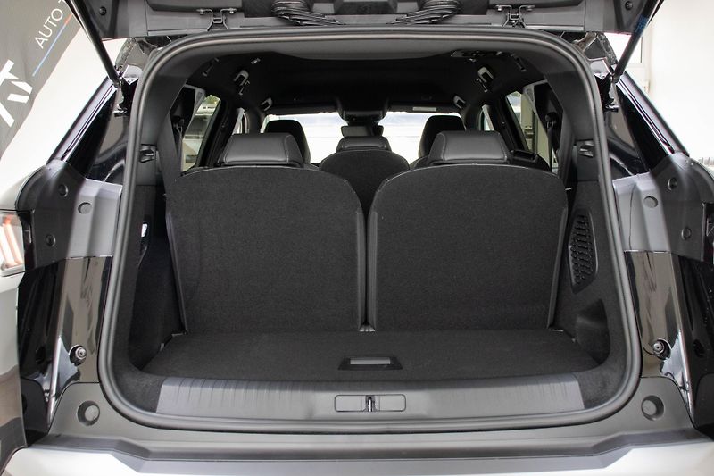 Peugeot 5008 (2026) BUSINESS Hybrid 145 e-DCS6 - fotka 7 z 18