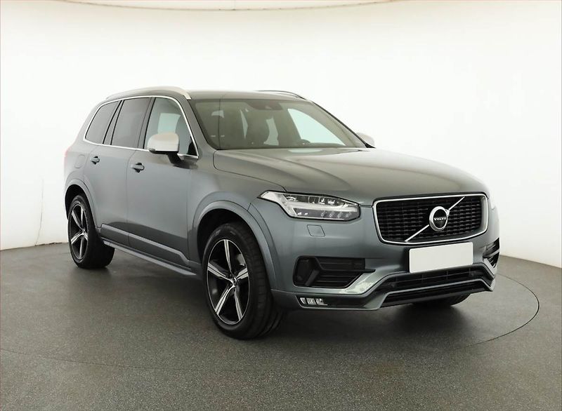 Volvo XC90 (2019) R-Design D5 AWD - fotografie inzerátu