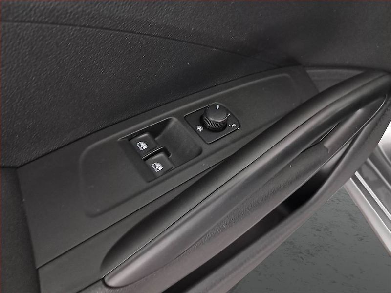 Škoda Fabia (2022) Ambition 1.0 TSI, Automat - fotka 15 z 16