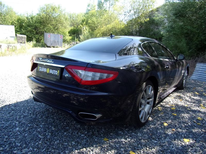 Maserati GranTurismo (2011) 4.7S 440PS V8 AUTOMAT 80 000KM - fotka 5 z 15