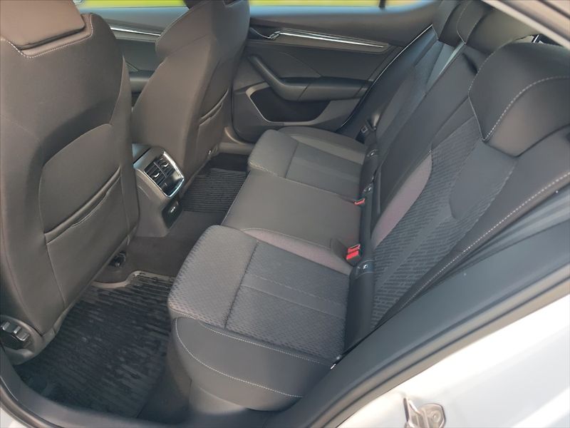 Škoda Octavia 1,5 TSI 110 Style - fotka 7 z 11