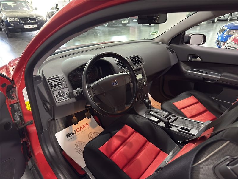 Volvo C30 1,8   i KLIMATIZACE SERVIS ALU - fotka 6 z 19