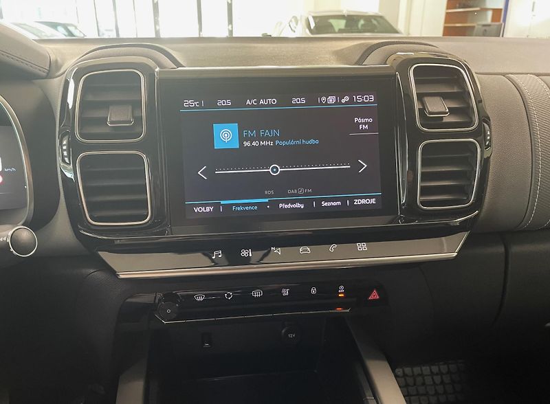 Citroën C5 Aircross 1.5 BlueHDI 130 FEEL PACK, ČR - fotka 16 z 30