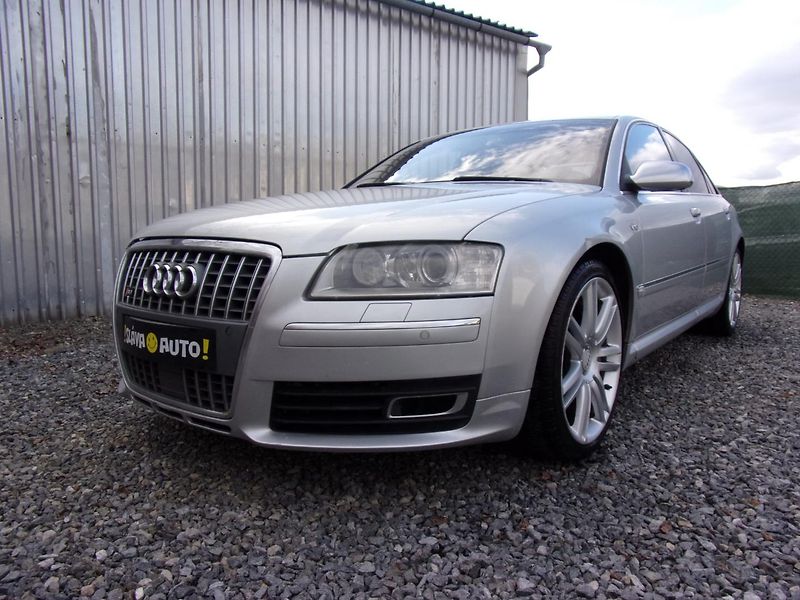 Audi S8 5.2V10 331kW CERAMIC  212000KM - fotografie inzerátu