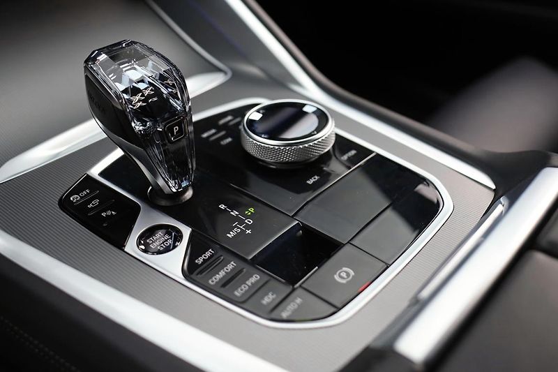 BMW X6 xDrive40d - fotka 15 z 15