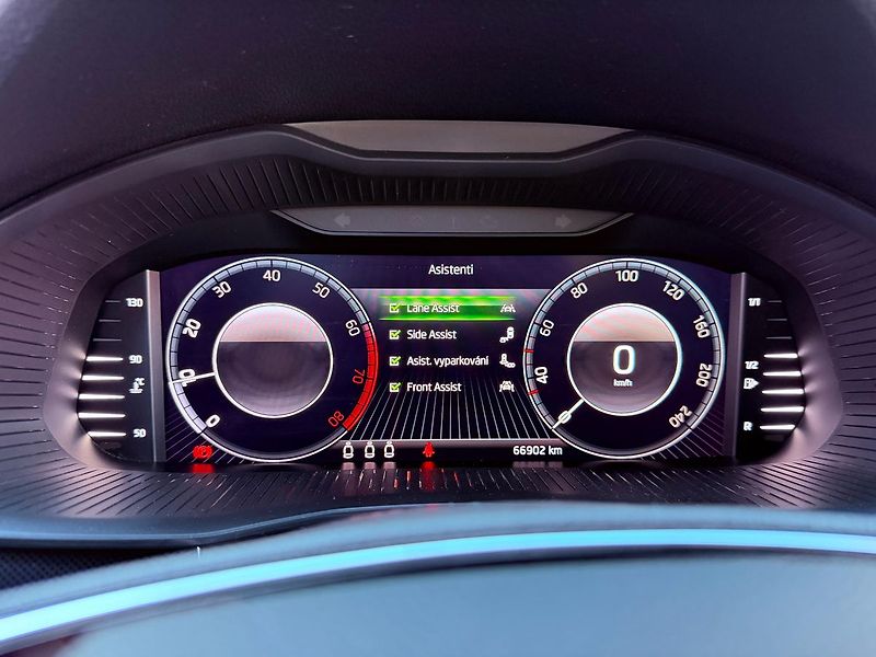 Škoda Kamiq 1.0 TSi Style, ČR, 1.Maj - fotka 19 z 29