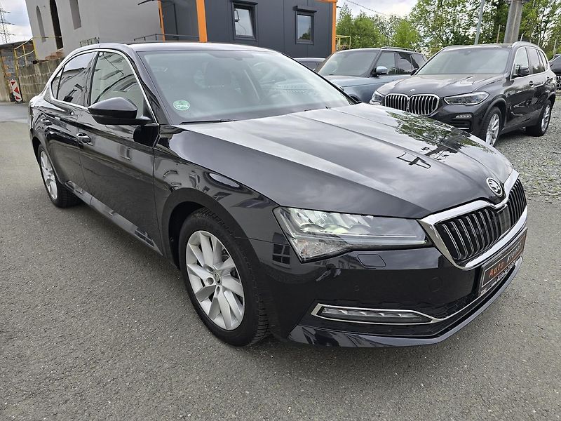 Škoda Superb 200kW 4x4 DSG WEBASTO - fotka 2 z 24
