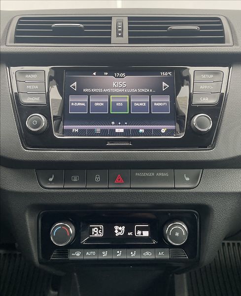 Škoda Fabia 1,0 TSi,1.maj.,ČR,servi.histor - fotka 15 z 23