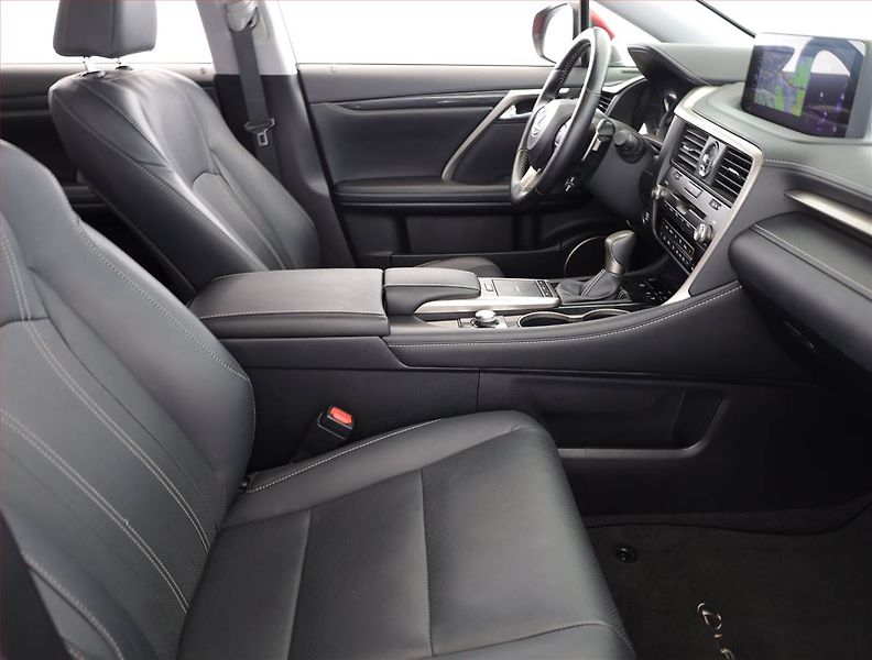 Lexus RX 400h (2022) 300 AWD, ACC, Výhřev, Kamera - fotka 7 z 21
