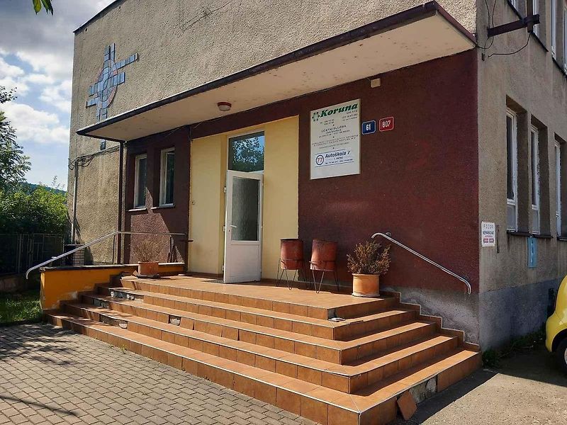 Majitel autoškoly Koruna Radek Císař.