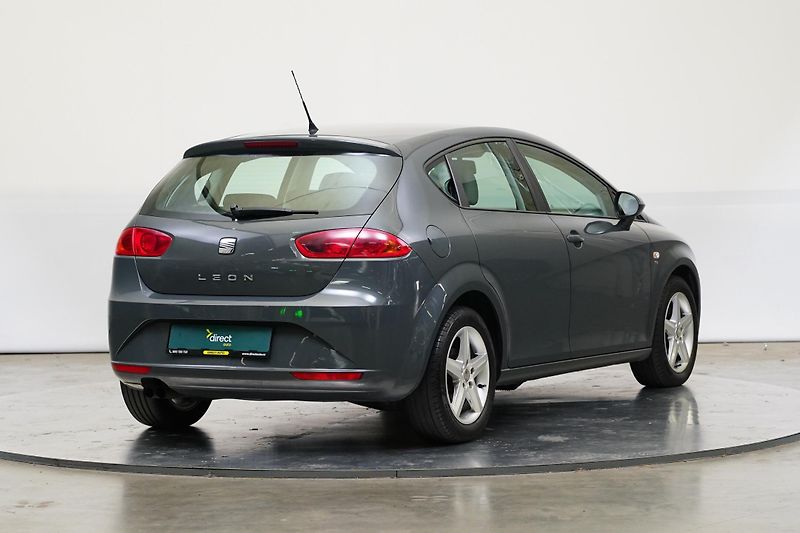 Seat Leon - fotka 2 z 25