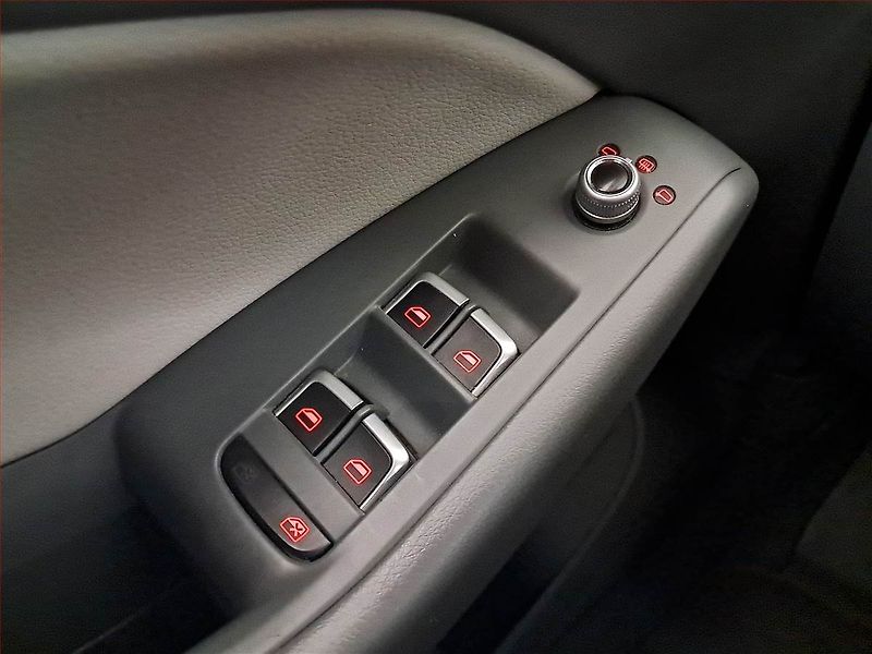 Audi Q5 (2014) 3.0 TDI, 4X4, Automat, Kůže - fotka 23 z 24