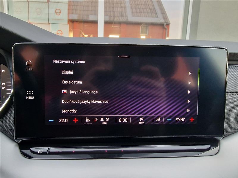 Škoda Octavia 2.0TDI Style Combi,ČR,1.Maj. - fotka 30 z 50