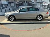 Škoda Superb (2012) 2.0TDI, 103KW - náhled 3