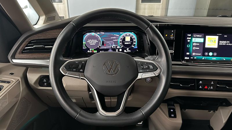 Volkswagen Multivan TAŽNÉ / ZÁRUKA / TOP STAV - fotka 45 z 51