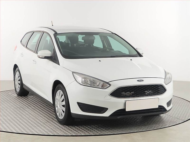 Ford Focus (2015) 1.6 i, Serv.kniha - fotka 1 z 17