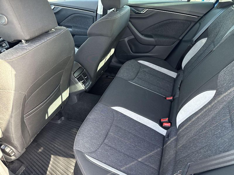 Škoda Kamiq (2023) 1.0 TSI Style - fotka 8 z 30