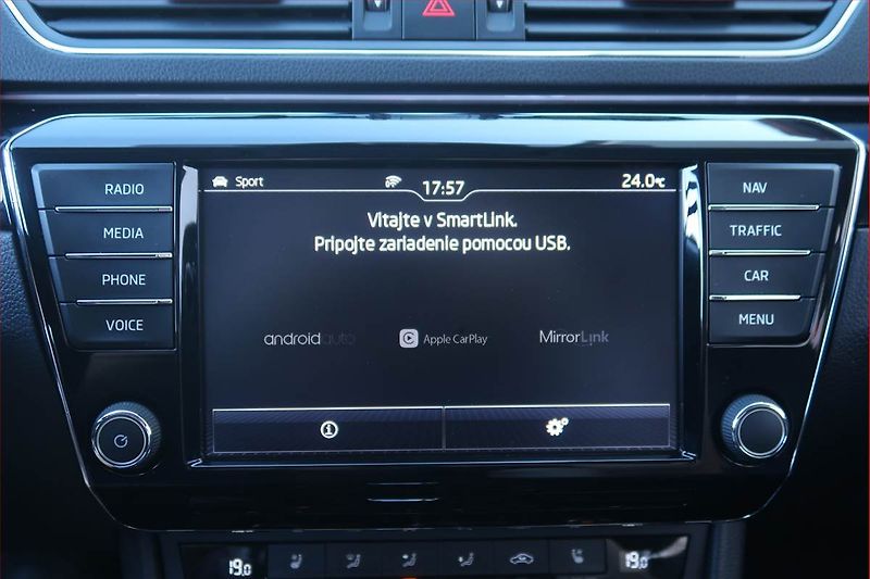 Škoda Superb (2016) Laurin&Klement 2.0 TSI - fotka 23 z 30