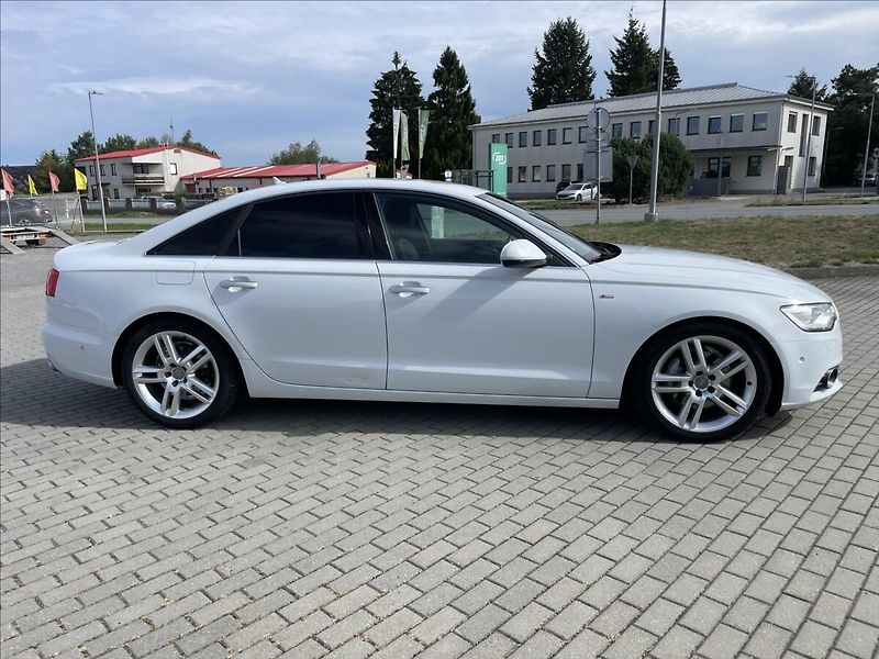 Audi A6 3,0 TDi 150kw S-Line Quattro - fotka 40 z 41