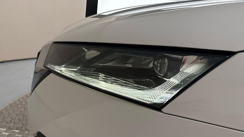 Škoda Octavia 2.0 TDI Style - fotka 18 z 25
