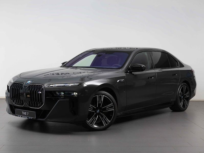 BMW Řada 7 M760e xDrive Sedan - fotografie inzerátu