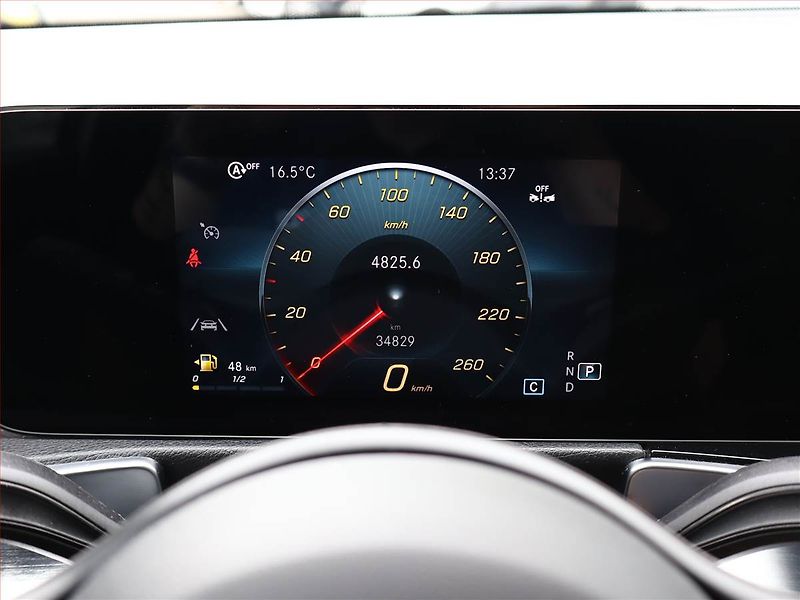 Mercedes-Benz GLB (2023) 200 d 4MATIC - fotka 9 z 24