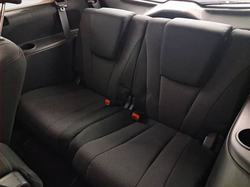 Mazda 5 (2014) 1.6 D, 7 míst, Navi, Tempomat - fotka 19 z 21