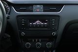 Škoda Octavia (2013) 1.6 TDI, Park. senzory - náhled 12