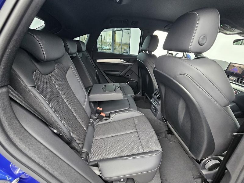 Audi Q5 2.0TDi Sportback S-Line 150kW - fotka 12 z 23