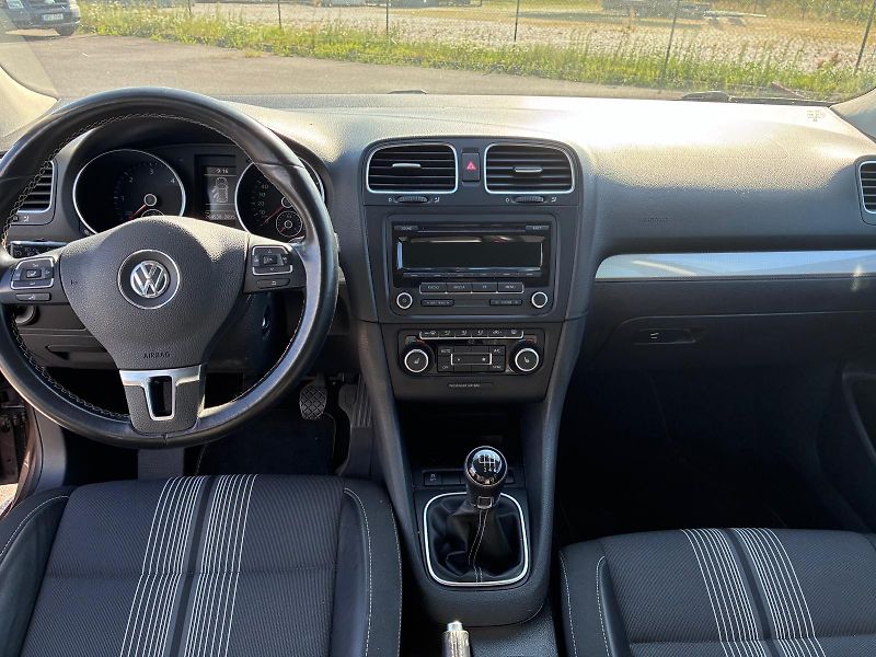 Volkswagen Golf (2012) - fotka 6 z 12