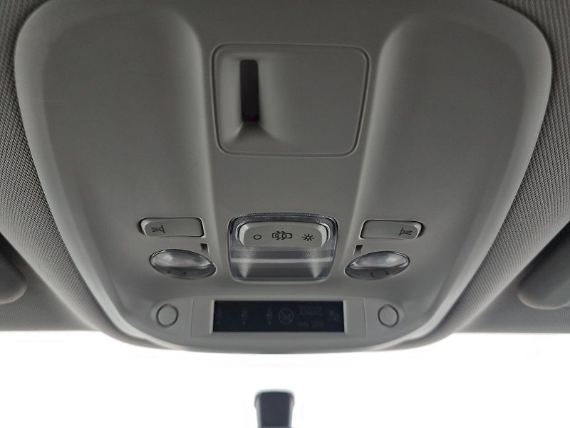 Toyota ProAce Verso (2022) 2.0D 140k L2 8S PROFESIONAL CO - fotka 21 z 24