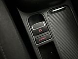 Volkswagen Tiguan 2,0   TDI,1.MAJ,SERVISKA,TAŽNÉ - náhled 17