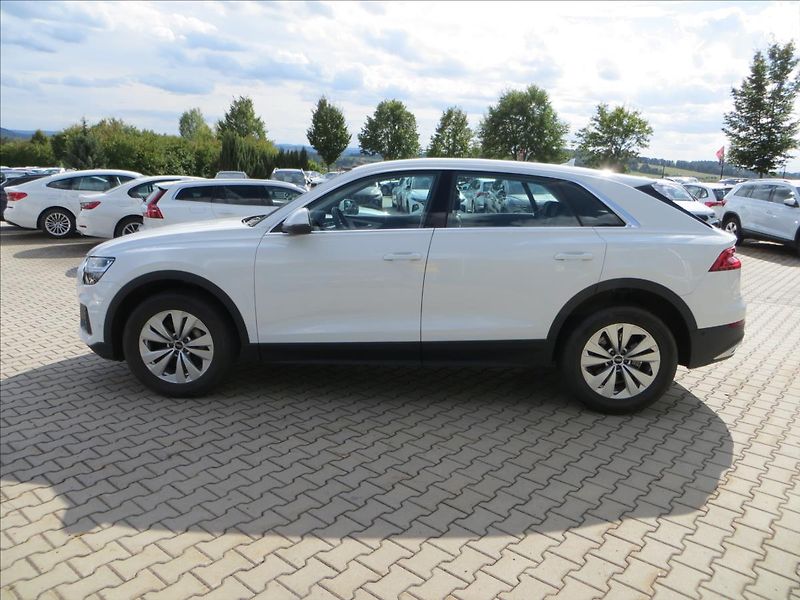 Audi Q8 3,0 TFSI quattro tiptronic 250 - fotka 4 z 29
