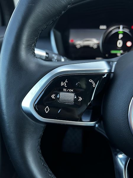 Jaguar I-Pace EV400 AWD S 90kWh SOH 92% - fotka 10 z 27