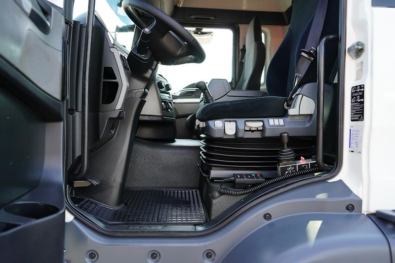 MAN TGS (2015) 18.480 / E 6 / 4 X 4 / WYWROTK - fotka 54 z 56