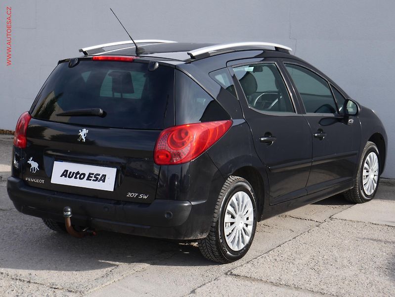 Peugeot 207 (2008) 1.6i, AC, TZ - fotka 6 z 16