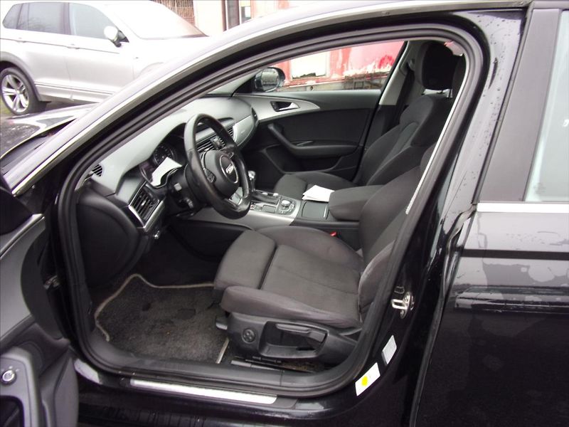 Audi A6 3,0 TDI V6 Quattro 150kW - fotka 16 z 28
