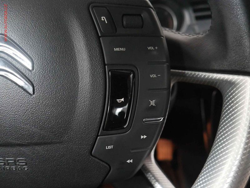 Citroën C5 (2012) 2.0 HDi, Exclusive - fotka 15 z 21