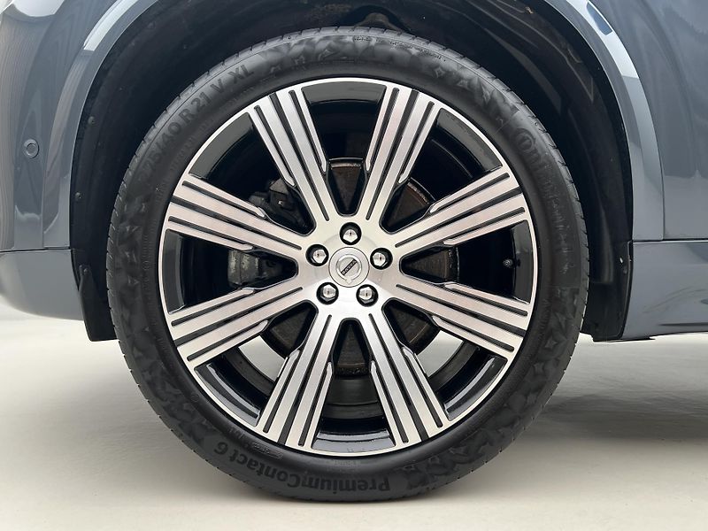 Volvo XC90 B5 AWD BRIGHT PLUS AUT 7 MÍST  - fotka 15 z 46