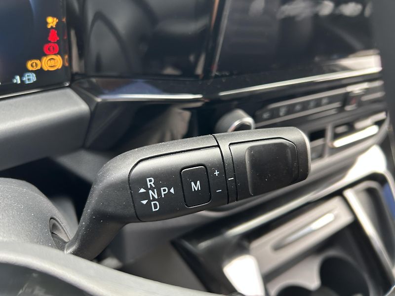 Ford Tourneo Custom Titanium X L2 SPACÍ VESTAVBA - fotka 30 z 42
