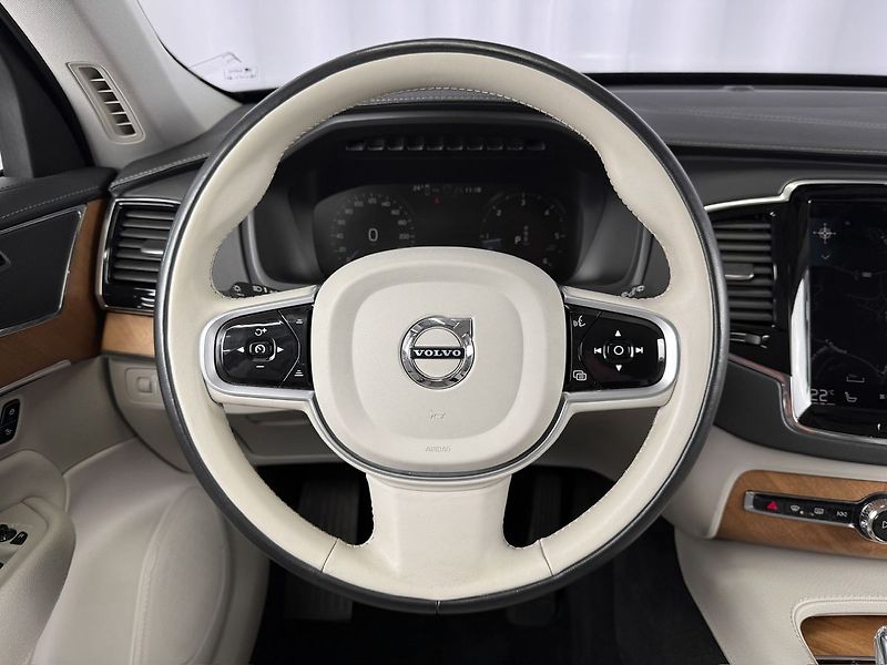 Volvo XC90 B5 AWD INSCRIPTION, HIGH BEAM, - fotka 13 z 28