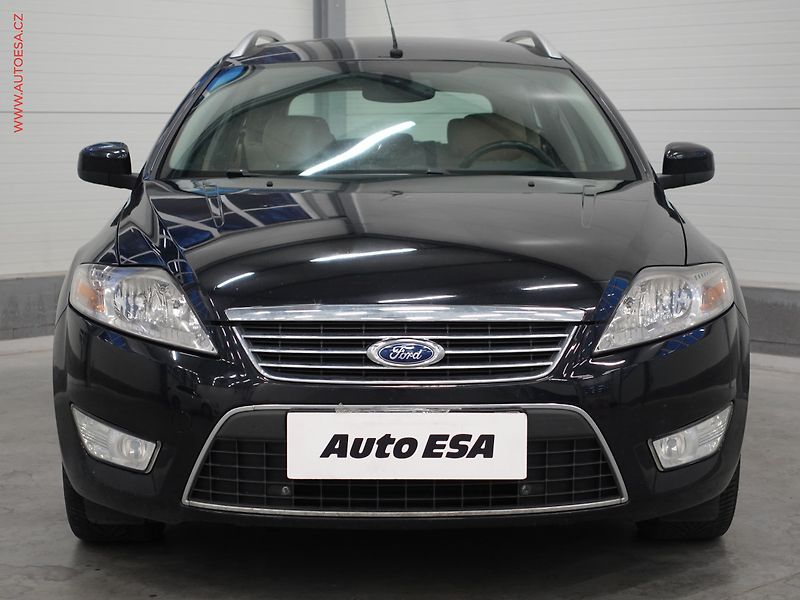 Ford Mondeo (2009) 2.0TDCi, AC, park.čidla - fotka 2 z 22