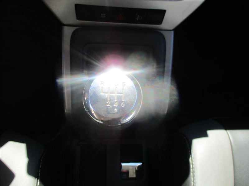 Jeep Compass 2,0 CRD 103kw AWD Limited bez - fotka 17 z 26