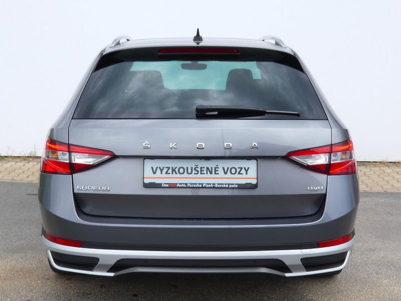 Škoda Superb (2023) Scout 2.0 TDI 147KW DSG 4x4 - fotka 11 z 30
