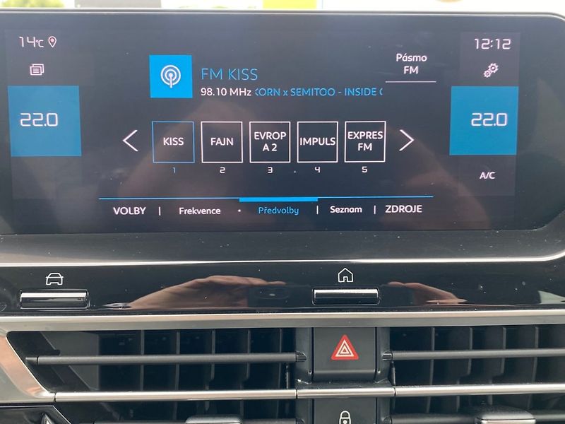 Citroën C4 (2022) 1,2 (114kW) Aut  BA - fotka 17 z 38
