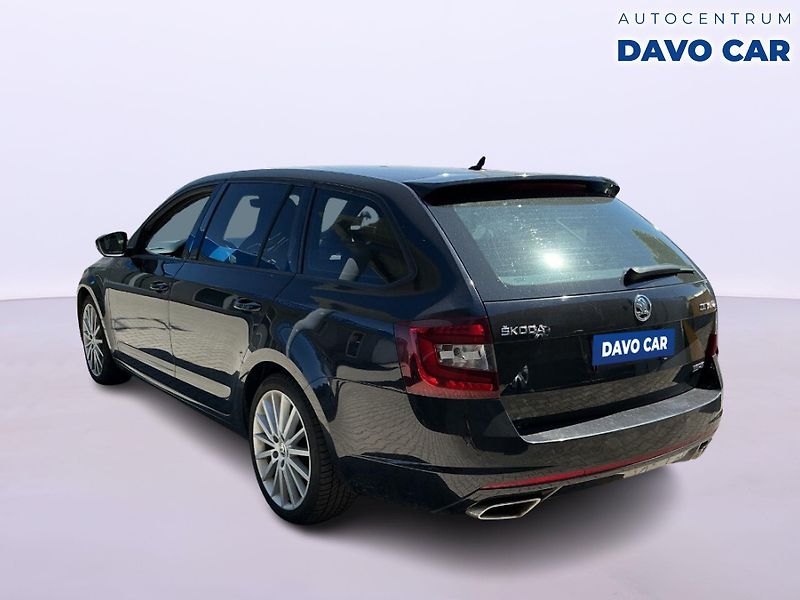 Škoda Octavia RS 2,0 TDI 135kW DSG LED 1.Maj - fotka 5 z 10