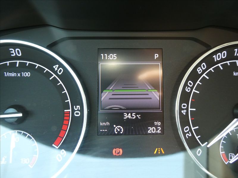 Škoda Superb 2,0 TDi 140kW DSG 4x4,STYLE,ČR - fotka 38 z 49