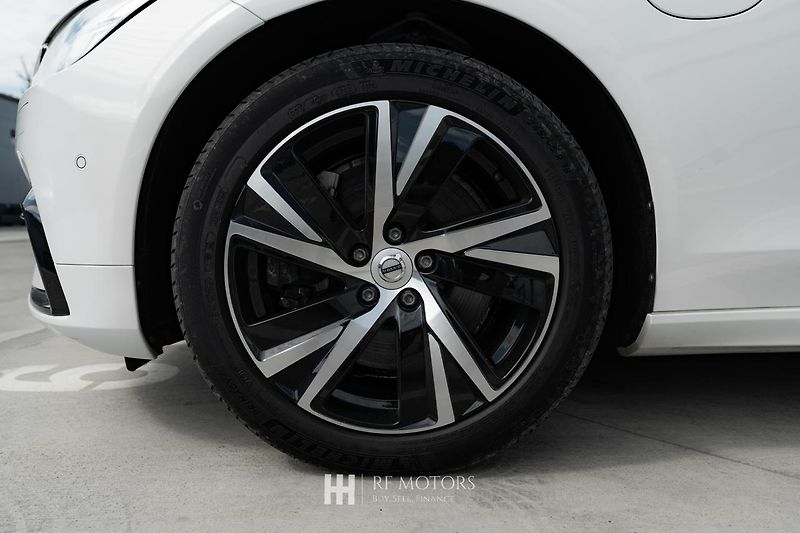 Volvo V90 (2021) - fotka 9 z 51